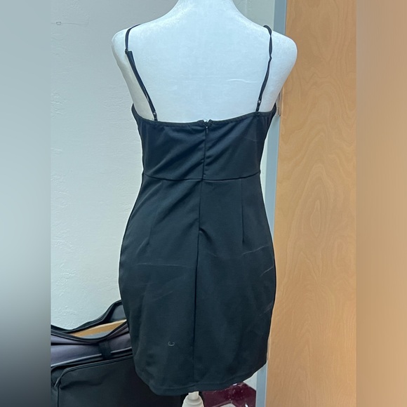 Mini black dress - Picture 2 of 2